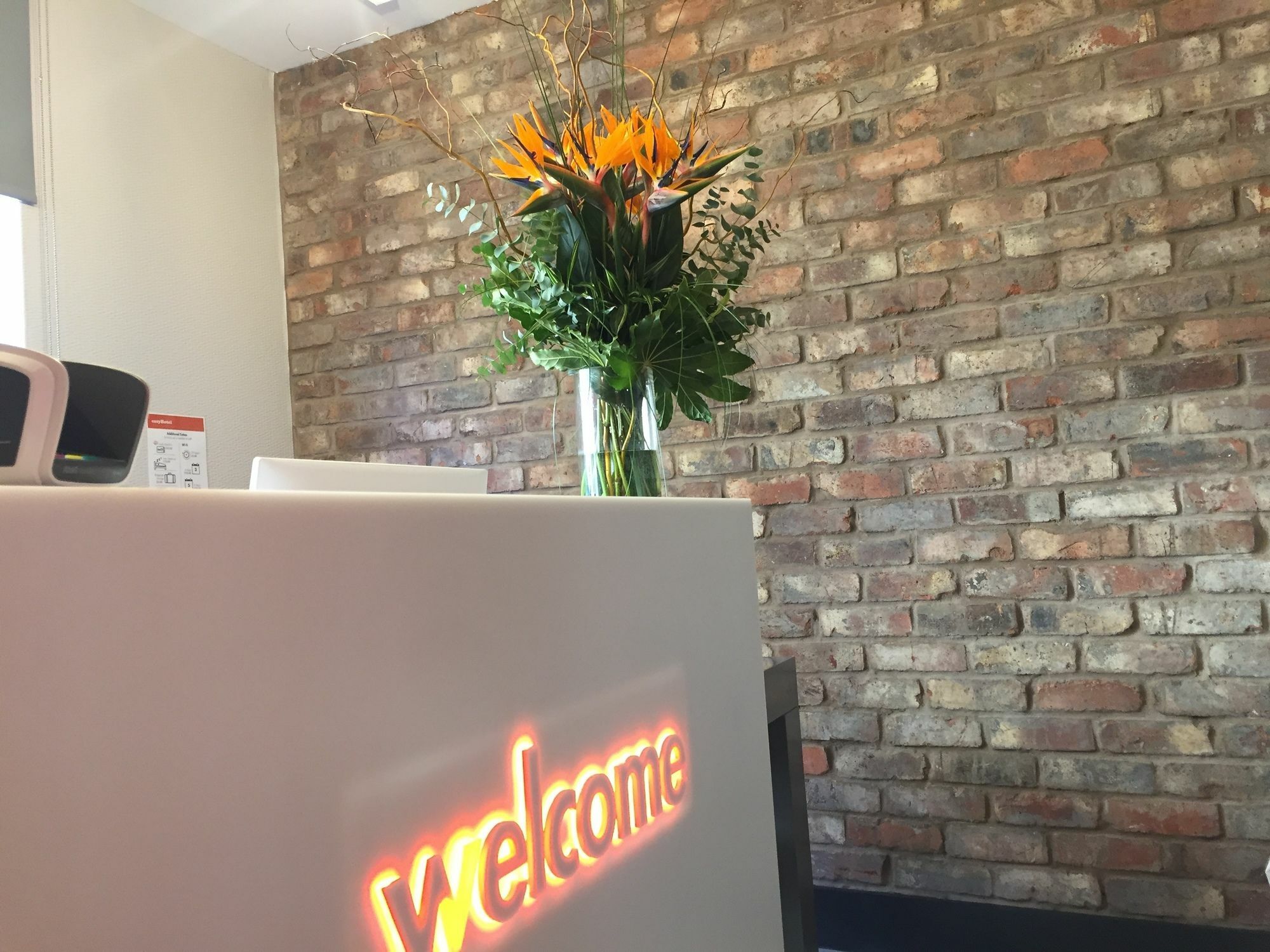 Hotel Easyhotel