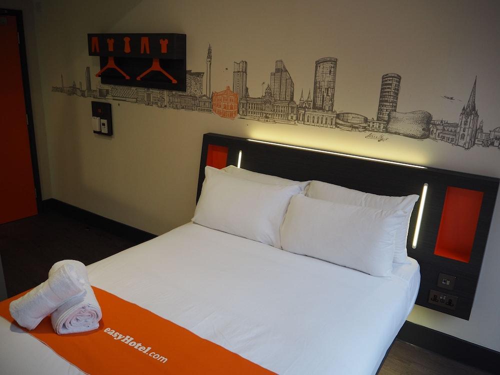 Easyhotel Hotel 3*