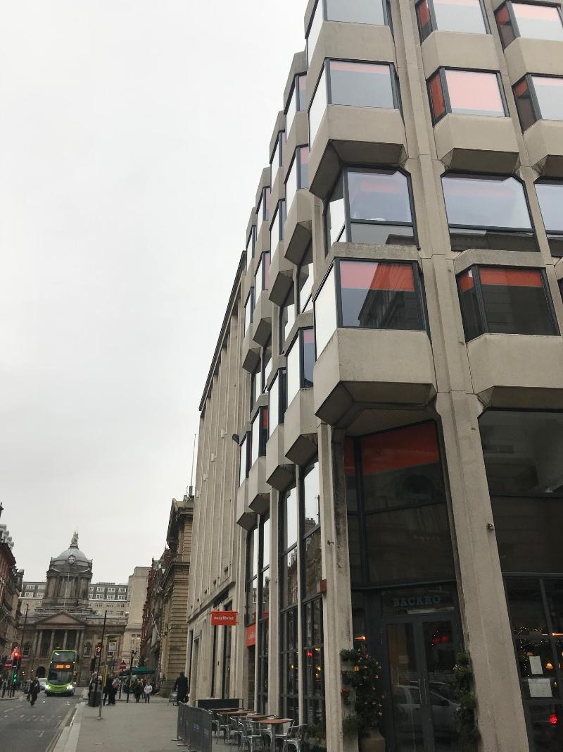 Hotel Easyhotel 3*