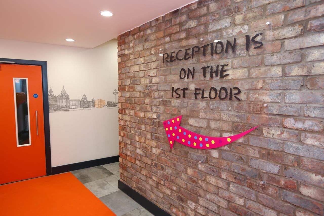 Easyhotel