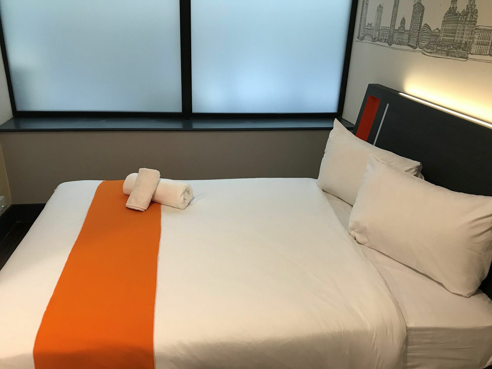 Easyhotel Hotel