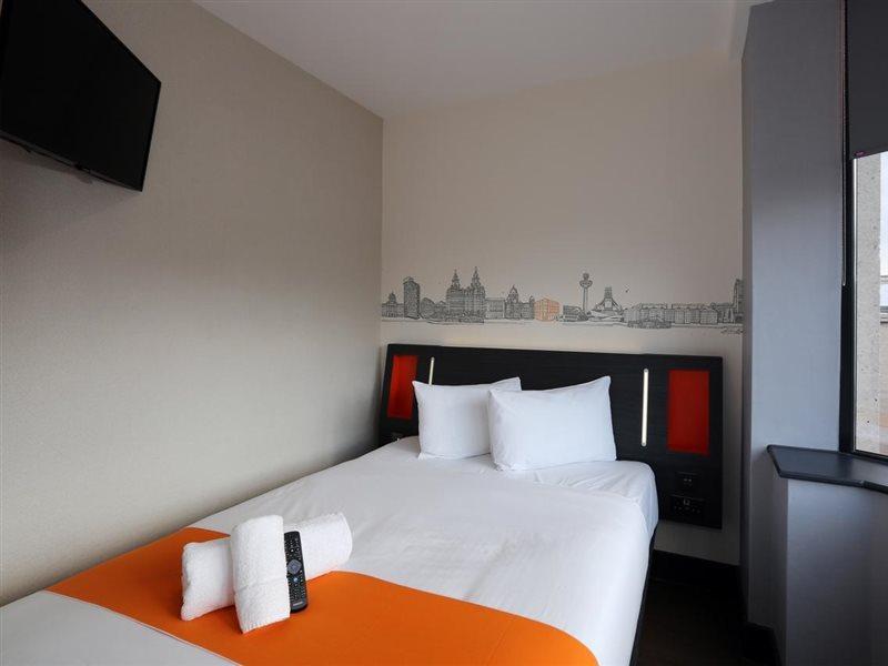 Easyhotel Hotel 3*